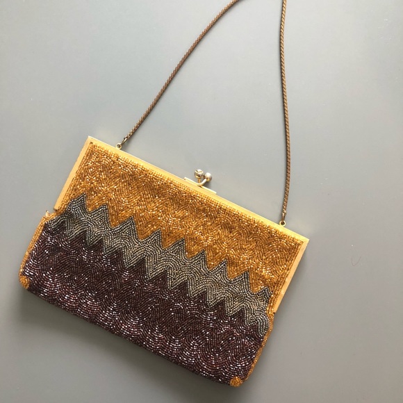 Vintage Handbags - Vintage beaded handbag clutch